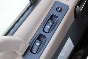 ���� �����A5L�п� ����� 200���� 4X2 6.8�ײ�դʽ�ػ���(����)(HFC5181CCYP3K1A50YS)ͼƬ