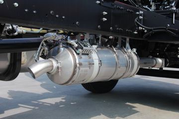 ���� �����A5L�п� ����� 200���� 4X2 6.8�ײ�դʽ�ػ���(����)(HFC5181CCYP3K1A50YS)ͼƬ