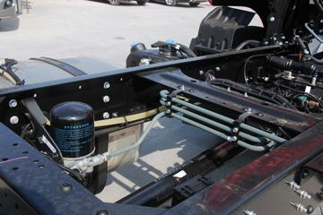 ���� �����A5L�п� ����� 200���� 4X2 6.8�ײ�դʽ�ػ���(����)(HFC5181CCYP3K1A50YS)ͼƬ