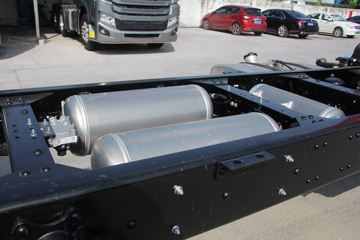 ���� �����A5L�п� ����� 200���� 4X2 6.8�ײ�դʽ�ػ���(����)(HFC5181CCYP3K1A50YS)ͼƬ