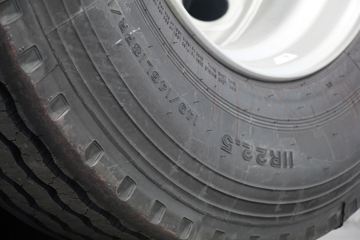 ���� �����A5L�п� ����� 200���� 4X2 6.8�ײ�դʽ�ػ���(����)(HFC5181CCYP3K1A50YS)ͼƬ