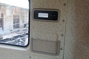 ���� �����A5X�п� 220���� 4X2 9.8����ʽ�ػ���(����)(HFC5181XXYP2K3A70S)ͼƬ