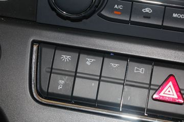 ���� �����A5X�п� 220���� 4X2 9.8����ʽ�ػ���(����)(HFC5181XXYP2K3A70S)ͼƬ