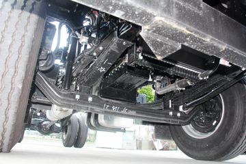 ���� �����A5L�п� ����� 200���� 4X2 6.8�ײ�դʽ�ػ���(����)(HFC5181CCYP3K1A50YS)ͼƬ