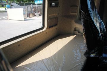 ���� �����A5X�п� 220���� 4X2 6.8�ײ�դʽ�ػ���(����)ͼƬ