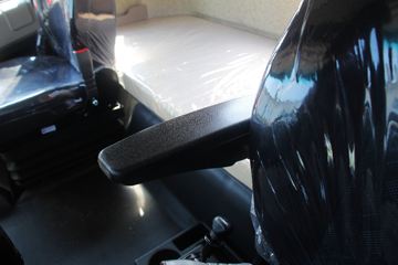 ���� �����A5X�п� 220���� 4X2 6.8�ײ�դʽ�ػ���(����)ͼƬ