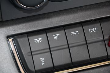 ���� �����A5X�п� 220���� 4X2 6.8�ײ�դʽ�ػ���(����)ͼƬ
