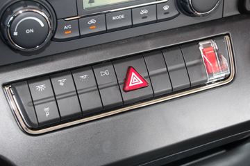 ���� �����A5X�п� 220���� 4X2 6.8�ײ�դʽ�ػ���(����)ͼƬ
