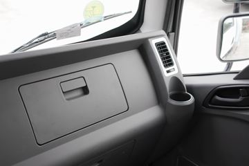 �������� ����L2 140���� 4X2 4.165�׵�����ʽ�ῨͼƬ