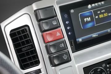 �������� ����L2 140���� 4X2 4.165�׵�����ʽ�ῨͼƬ