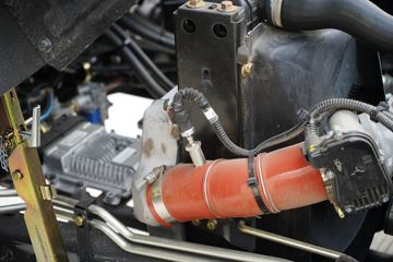 �������� ����L2 140���� 4X2 4.165�׵�����ʽ�ῨͼƬ