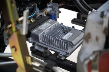 �������� ����L2 140���� 4X2 4.165�׵�����ʽ�ῨͼƬ