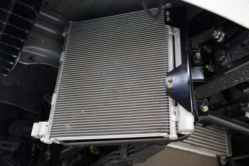 �������� ����L2 140���� 4X2 4.165�׵�����ʽ�ῨͼƬ