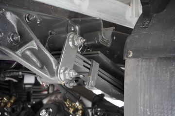 �������� ����L2 140���� 4X2 4.165�׵�����ʽ�ῨͼƬ