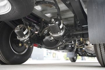 �������� ����L2 140���� 4X2 4.165�׵�����ʽ�ῨͼƬ