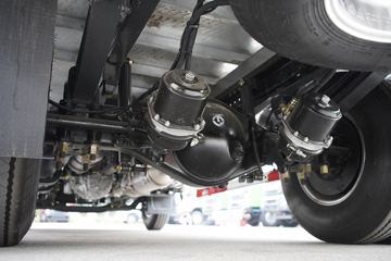 �������� ����L2 140���� 4X2 4.165�׵�����ʽ�ῨͼƬ