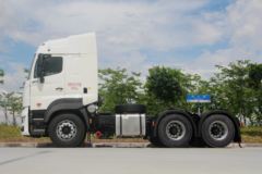 广汽日野 700智臻重卡 450马力 6X4危险品牵引车(国六)