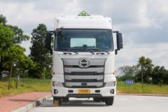 广汽日野 700智臻重卡 450马力 6X4危险品牵引车(国六)