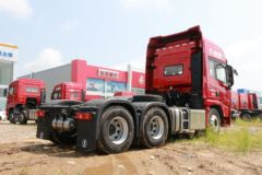 陕汽重卡 德龙X5000 480马力 6X4牵引车(速比3.7)(国六)(SX4259XD4Q1)