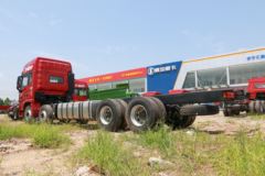 陕汽重卡 德龙X5000 绿通版 460马力 8X4 9.5米厢式载货车(国六)(SX5319XXYXD456F1)