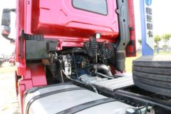 陕汽重卡 德龙X5000 480马力 6X4牵引车(速比3.7)(国六)(SX4259XD4Q1)