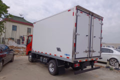 跃进 超运C500 130马力 4X2 4米冷藏车(SH5043XLCZFDDWZ)