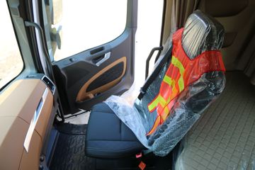 �����ؿ� ����X6000 560���� 6X4 AMT�Զ���ǣ����(SX4259GD4Q2)ͼƬ