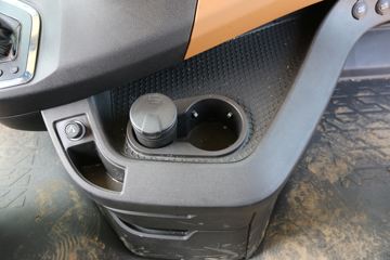 �����ؿ� ����X6000 560���� 6X4 AMT�Զ���ǣ����(SX4259GD4Q2)ͼƬ