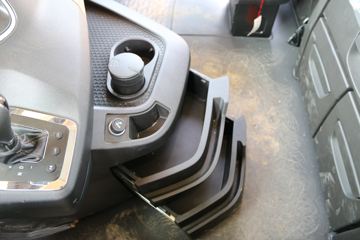 �����ؿ� ����X6000 560���� 6X4 AMT�Զ���ǣ����(SX4259GD4Q2)ͼƬ