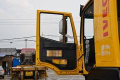 上汽红岩 杰狮C6重卡 390马力 8X4 6.6米自卸车(国六)(CQ3317HV09286)