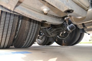 �����ؿ� ����X5000 550���� 6X4 AMT�Զ���ǣ����(����)ͼƬ