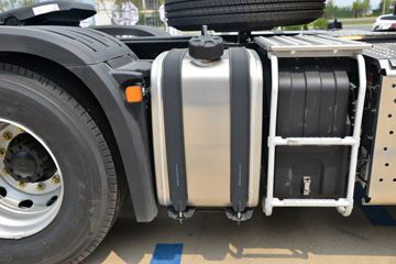 �����ؿ� ����X5000 550���� 6X4 AMT�Զ���ǣ����(����)ͼƬ