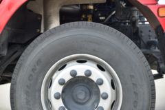 陕汽重卡 德龙X5000 绿通版 460马力 8X4 9.5米AMT自动挡栏板载货车(国六)(SX1319XD456F1)
