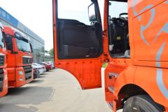 中国重汽 汕德卡SITRAK G7W重卡 460马力 6X4危险品牵引车(国六)(ZZ4256V324HF1W)