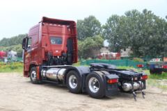 现代商用车 新一代创虎 460马力 6X4 LNG牵引车(国六)(CHM4250KPQ52NT)