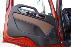 青岛解放 悍VH重卡 460马力 6X4牵引车(CA4259P1K2T1E5A80)