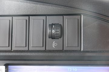 �й����� �ǵ¿�SITRAK G5�ؿ� 270���� 4X2 6.8�ײ�դʽ�ػ���(����)(����8��)ͼƬ