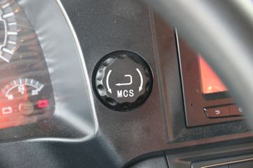 �й����� �ǵ¿�SITRAK G5�ؿ� 270���� 4X2 6.8�ײ�դʽ�ػ���(����)(����8��)ͼƬ