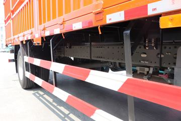 �й����� �ǵ¿�SITRAK G5�ؿ� 270���� 4X2 6.8�ײ�դʽ�ػ���(����)(����8��)ͼƬ