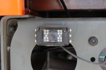 �й����� �ǵ¿�SITRAK G5�ؿ� 270���� 4X2 6.8�ײ�դʽ�ػ���(����)(����8��)ͼƬ