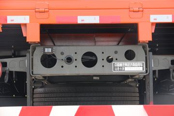 �й����� �ǵ¿�SITRAK G5�ؿ� 270���� 4X2 6.8�ײ�դʽ�ػ���(����)(����8��)ͼƬ