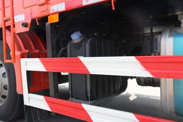 �й����� �ǵ¿�SITRAK G5�ؿ� 270���� 4X2 6.8�ײ�դʽ�ػ���(����)(����8��)ͼƬ