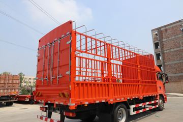 �й����� �ǵ¿�SITRAK G5�ؿ� 270���� 4X2 6.8�ײ�դʽ�ػ���(����)(����8��)ͼƬ