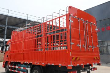 �й����� �ǵ¿�SITRAK G5�ؿ� 270���� 4X2 6.8�ײ�դʽ�ػ���(����)(����8��)ͼƬ