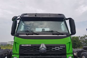 豪沃V7-X&nbsp;自卸车外观                                                图片