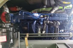 中国重汽成都商用车 豪沃V7-X 350马力 8X4 5.6米自卸车(国六)
