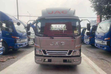 江淮 骏铃A8 160马力 4X2 4.15米冷藏车(星瑞变速箱)(HFC5048XLCP51K1C7S)