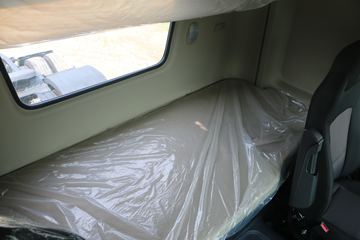 �ִ����ó� ��һ�������ؿ� 540���� 6X4 AMT�Զ���ǣ����(����)(CHM4250KPQ46T)ͼƬ