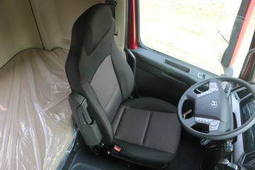 �ִ����ó� ��һ�������ؿ� 540���� 6X4 AMT�Զ���ǣ����(����)(CHM4250KPQ46T)ͼƬ