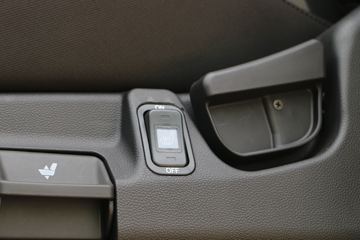 �ִ����ó� ��һ�������ؿ� 540���� 6X4 AMT�Զ���ǣ����(����)(CHM4250KPQ46T)ͼƬ